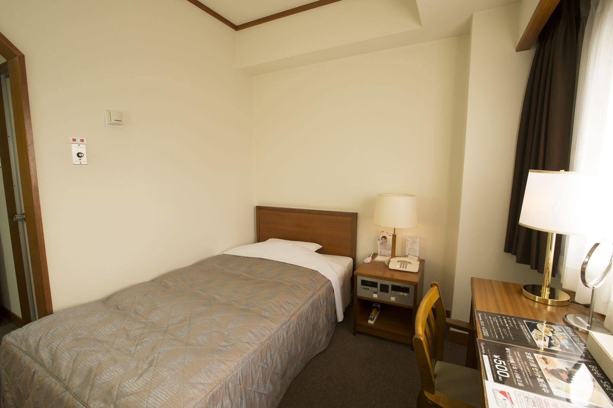 Maple Inn Makuhari Chiba Exterior foto
